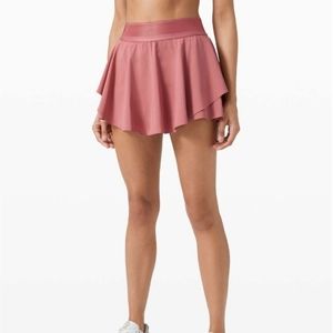 Lululemon Court Rival High Rise skirt Cherry Tint